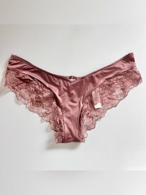 Victoria’s Secret Rose Lace Trim Cheeky Panty Very Sexy Vintage Rose L NWT